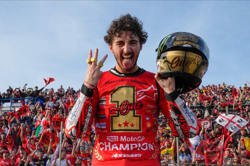 And the winner of the 2018 Minimoto GP championship is. 