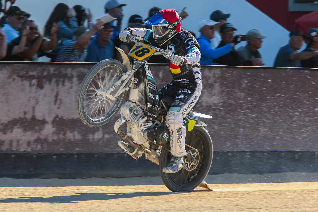 Victory for Riss at FIM Long Track World Championship Challenge FIM