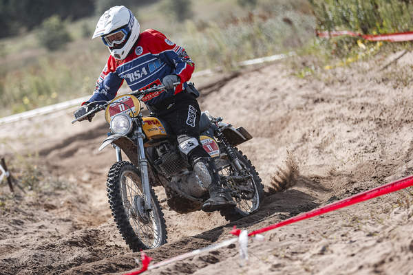 Martin Schalkwijk: Muscling a BSA B44 Victor through the FIM Enduro Vintage Trophy